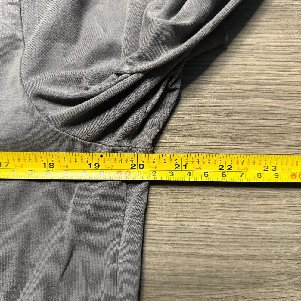 Lululemon Men's The Fundamental Long Sleeve Shirt - Grey - Picture 4 of 9